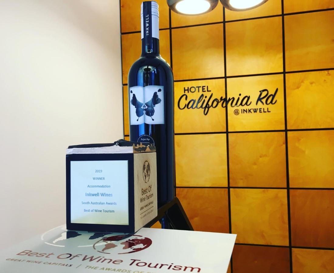 Hotel California Road At Inkwell Wines Макларен-Вейл Экстерьер фото